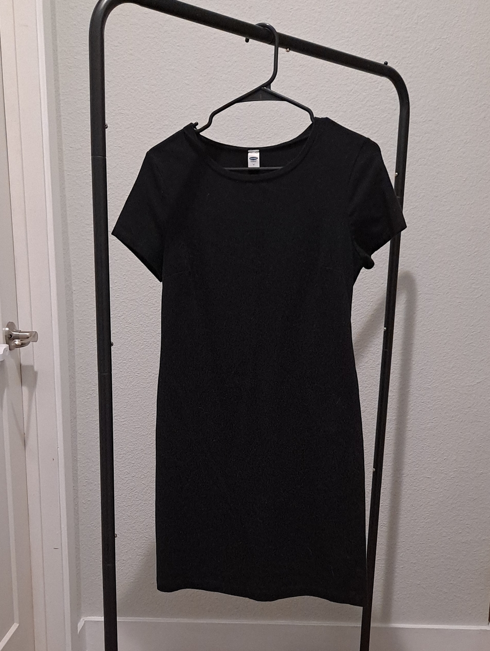 Old Navy Black Short Sleeve Shift Dress
